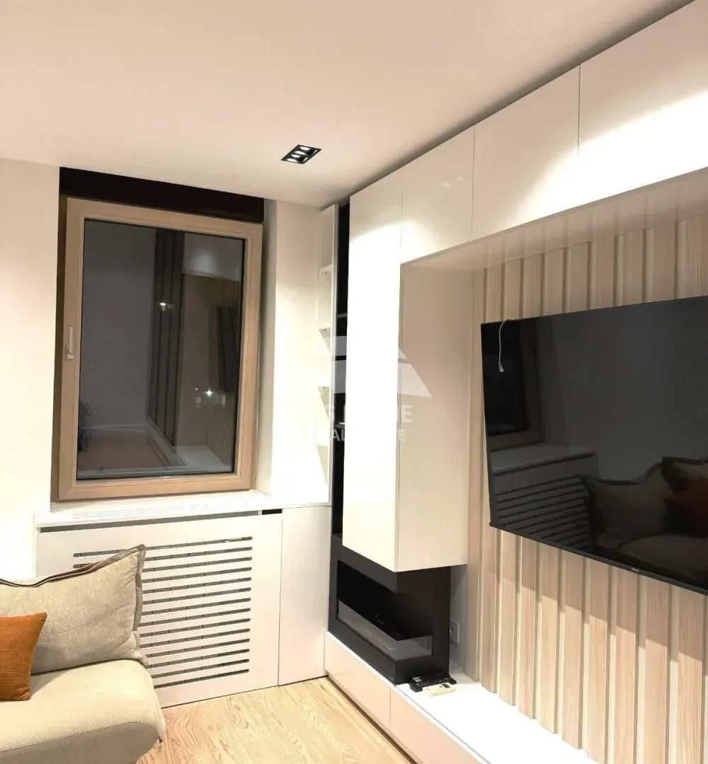 Izdavanje, jednosoban stan, 31m², Đeram Pijaca, Beograd