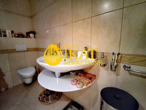 Prodaja, kuća, 250m², Palilula Sve Podlokacije, Beograd - image 13