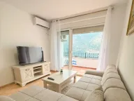 Rent, one bedroom apartment, 50m², Dobrota, Kotor - image 1