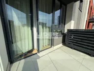 Izdavanje, trosoban stan, 86m², Savski Venac, Beograd - image 16