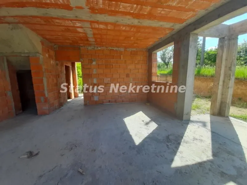 Sale, house, 300m², Ledinci, Petrovaradin