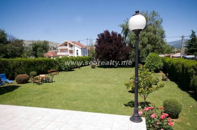 Sale, house, 460m², Zagorič, Podgorica
