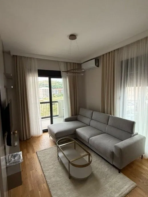 Izdavanje, dvosoban stan, 45m², Zabjelo, Podgorica