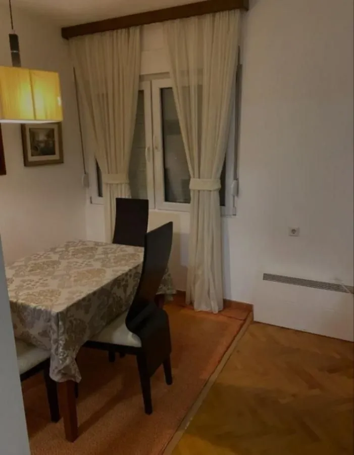 Rent, two bedroom apartment, 68m², Tivat, Crna Gora