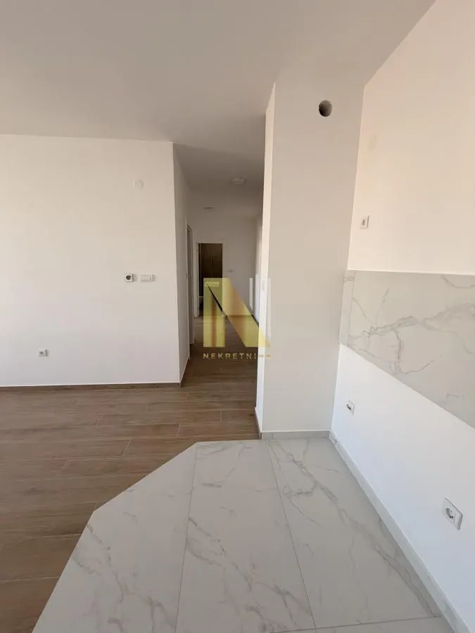 Prodaja, trosoban stan, 65m², Telep, Novi Sad Sve Podlokacije