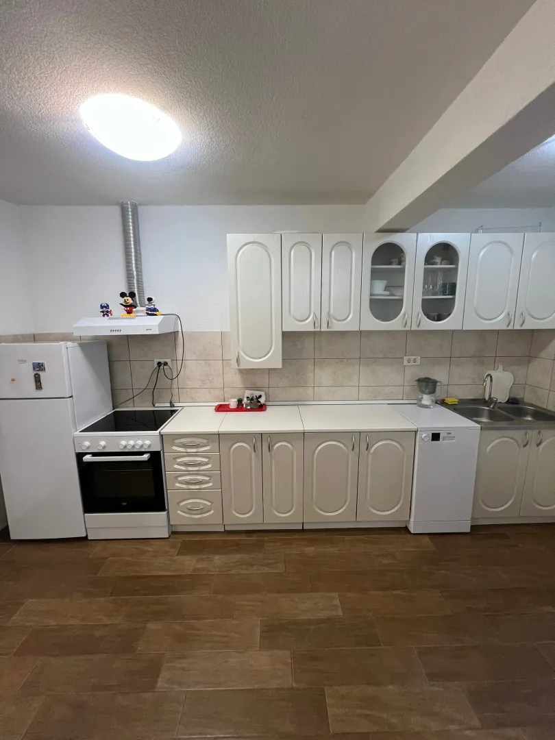 Rent, two bedroom apartment, 75m², Ilino, Bar