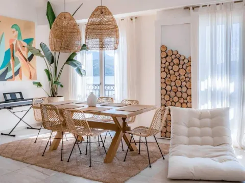 Prodaja, četvorosoban stan, 184m², Tivat, Crna Gora - image 45