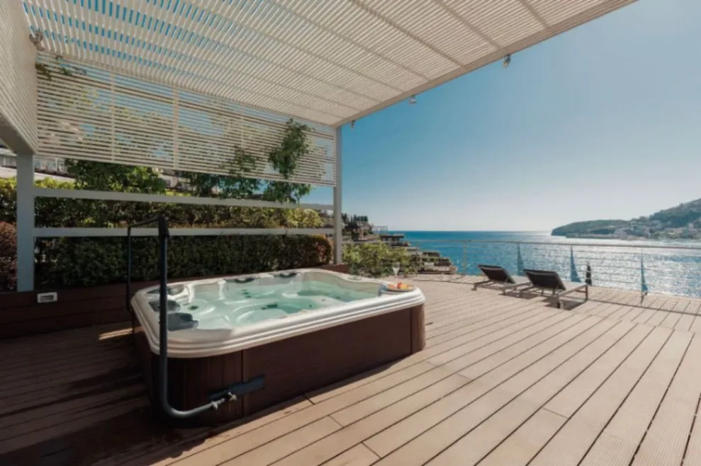 Sale, three bedroom apartment, 461m², Dukley Gardens, Budva