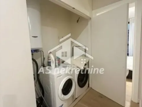 Rent, three bedroom apartment, 84m², Savski Venac, Beograd - image 18