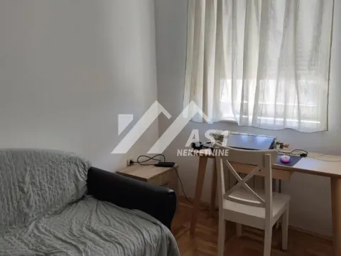 Izdavanje, trosoban stan, 54m², Adamovićevo Naselje, Novi Sad Sve Podlokacije - image 4