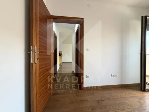 Rent, two bedroom apartment, 56m², City Kvart, Podgorica - image 8