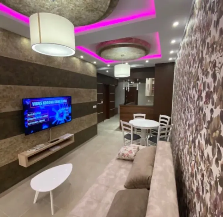 Izdavanje, jednosoban stan, 50m², Bulevar, Budva