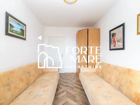 Sale, one bedroom apartment, 40m², Igalo-Petlja, Herceg Novi - image 4