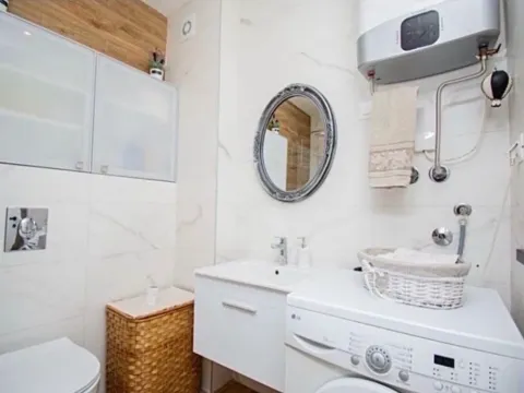 Izdavanje, jednosoban stan, 48m², Vezirov Most, Podgorica - image 5