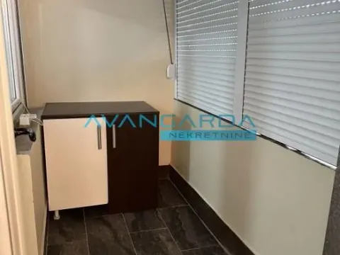 Izdavanje, stan, 47m², Stari Merkator, Novi Beograd Sve Podlokacije - image 4