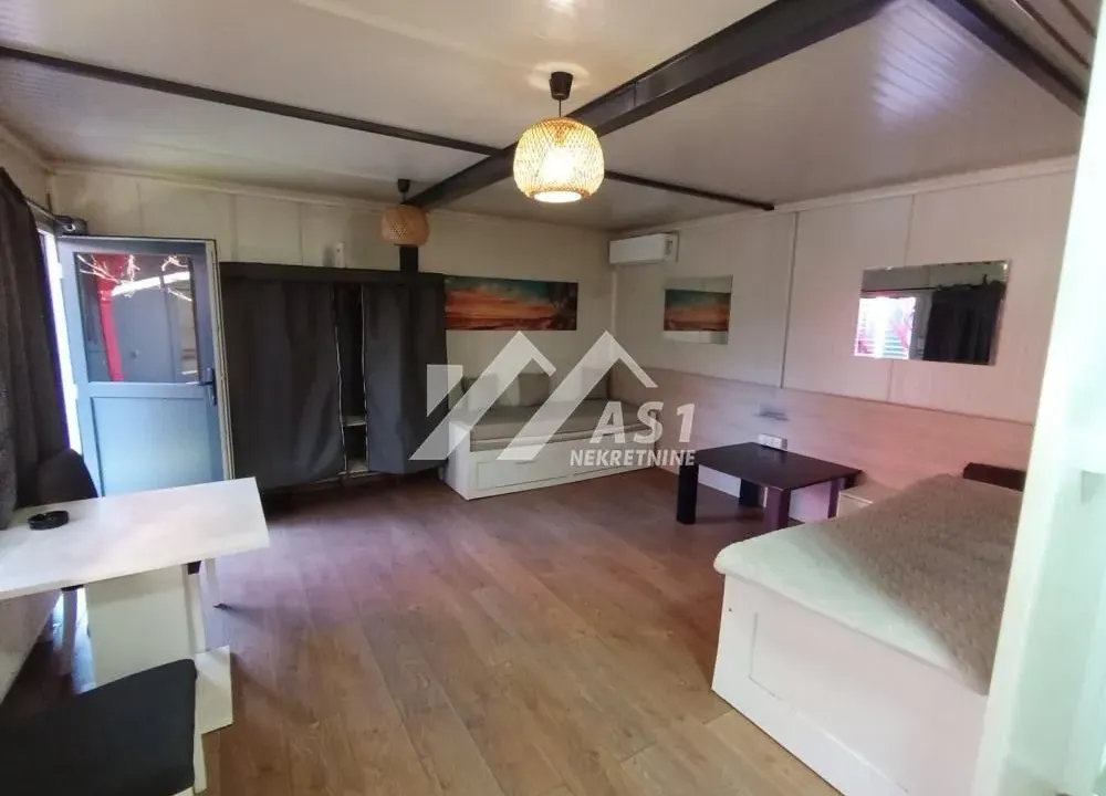 Izdavanje, jednosoban stan, 40m², Stari Majur, Petrovaradin