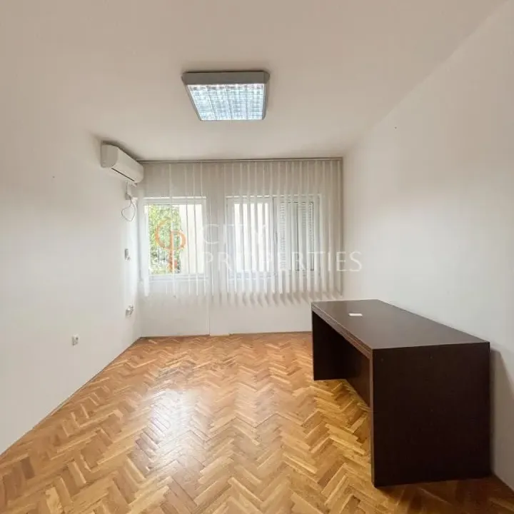 Izdavanje, stan, 33m², Centar, Podgorica