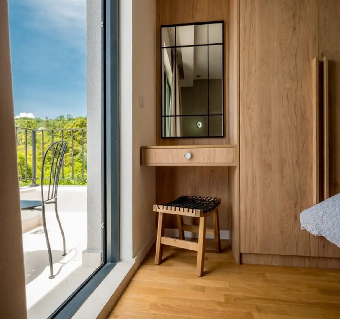 Prodaja, kuća, 250m², Mrčevac, Tivat