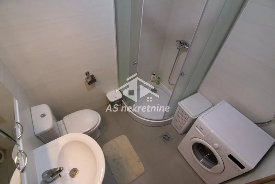 Izdavanje, dvosoban stan, 50m², Trošarina, Voždovac Sve Podlokacije