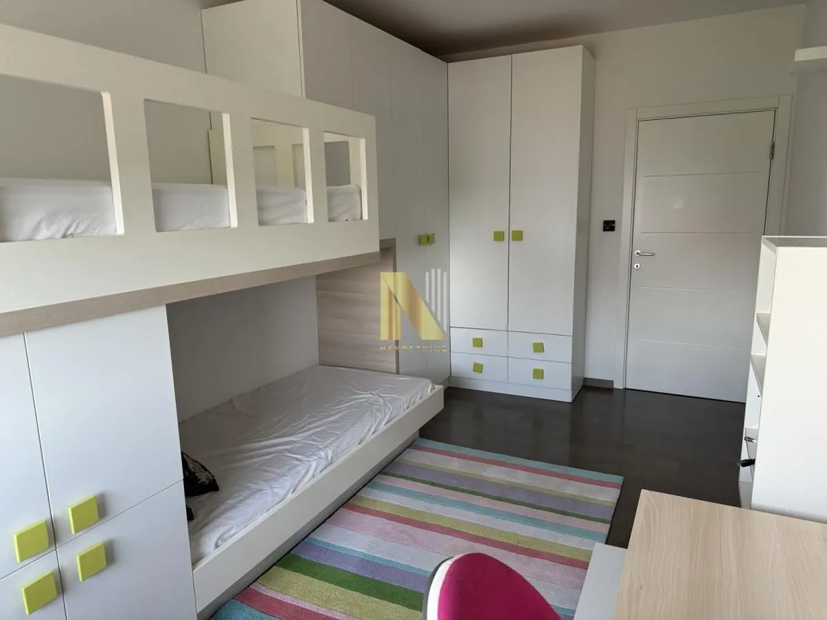 Izdavanje, četvorosoban stan, 114m², Nova Detelinara, Novi Sad Sve Podlokacije