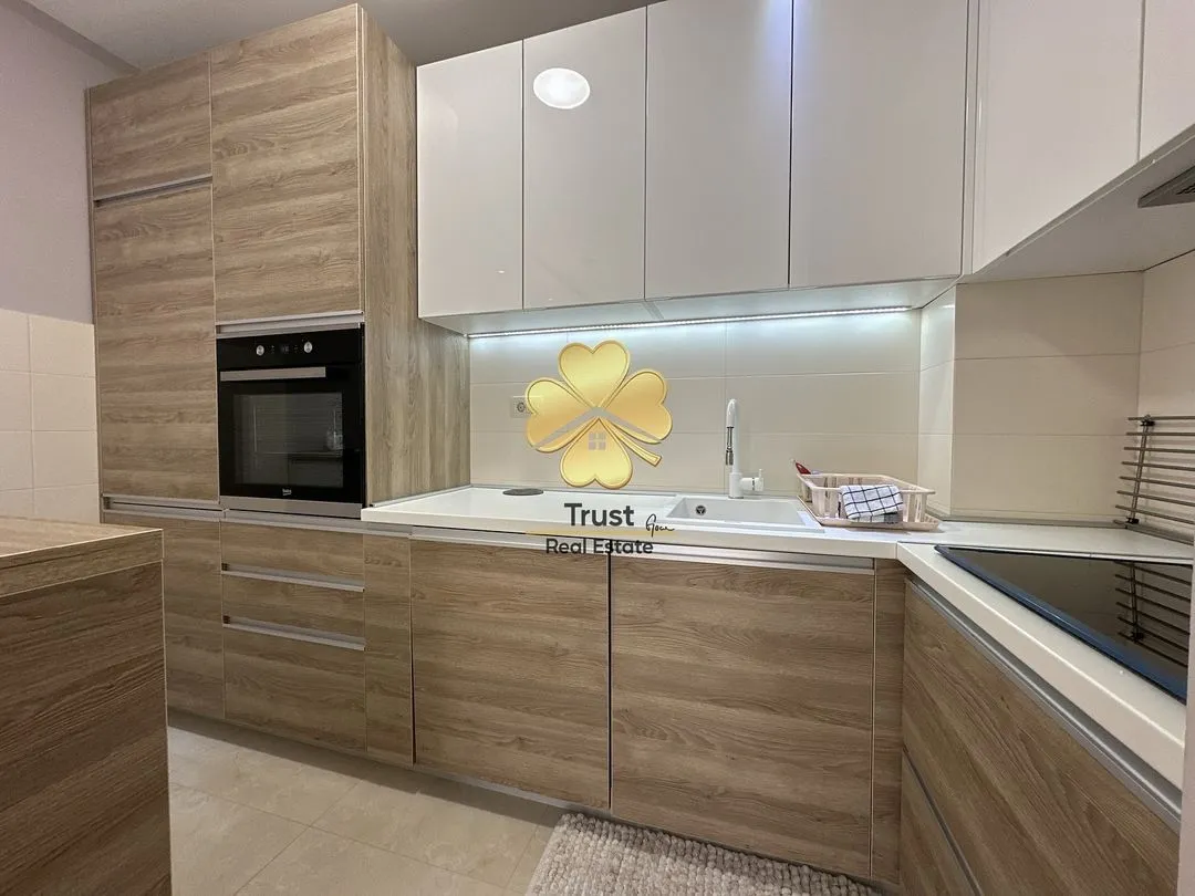 Rent, two bedroom apartment, 70m², City Kvart, Podgorica