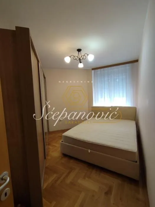 Prodaja, dvosoban stan, 43m², Grbavica, Novi Sad Sve Podlokacije