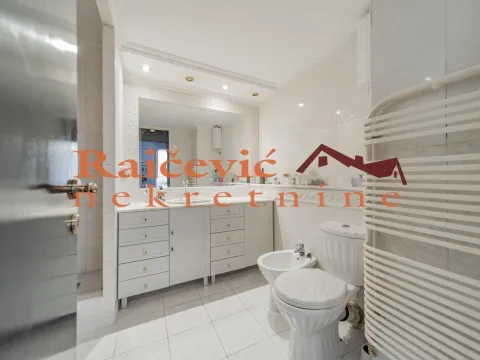 Sale, four bedroom apartment, 167m², Novi Beograd Sve Podlokacije, Beograd - image 13