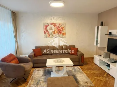 Izdavanje, dvosoban stan, 55m², Stari Grad, Beograd