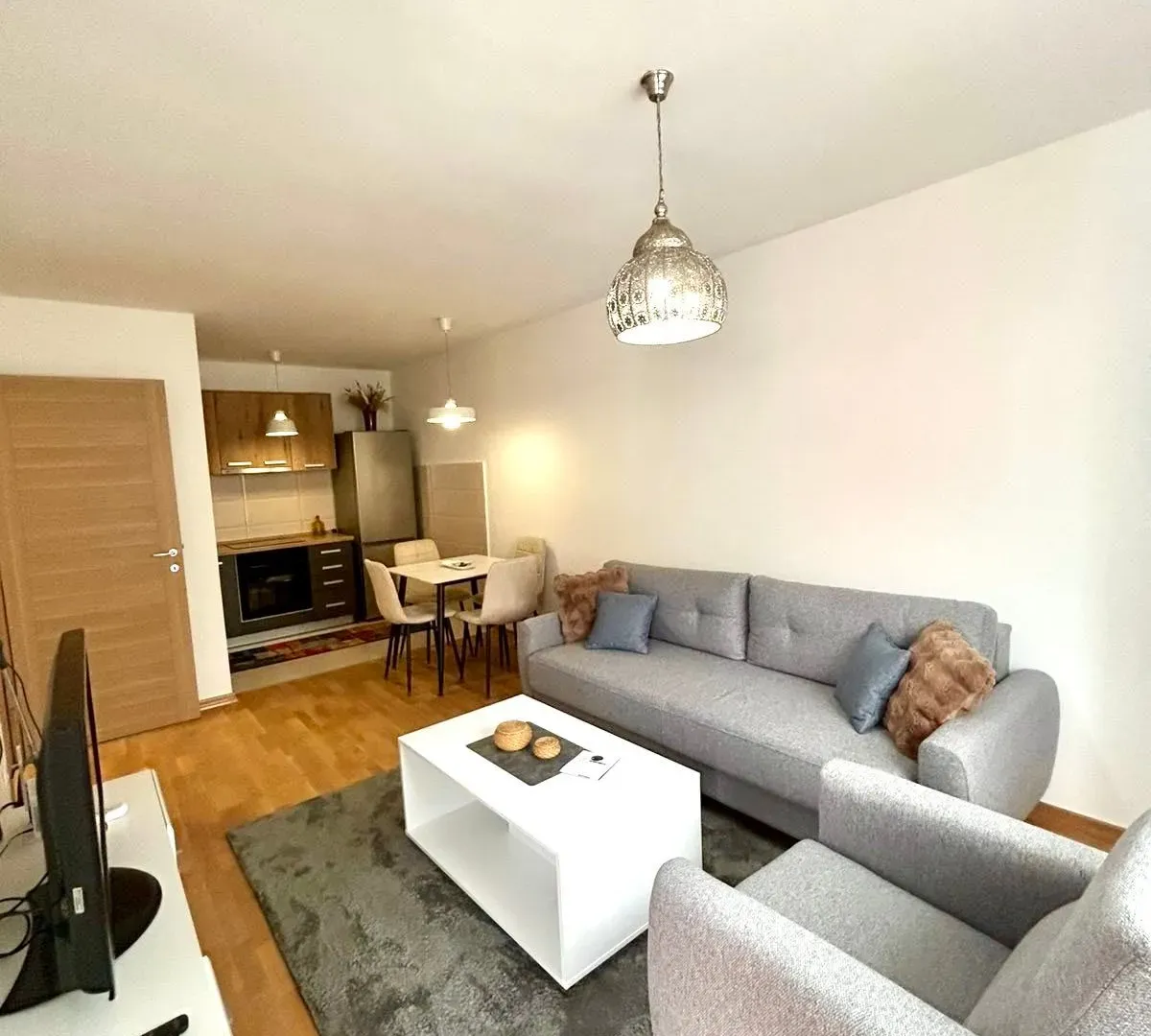 Rent, one bedroom apartment, 45m², Stari Aerodrom, Podgorica