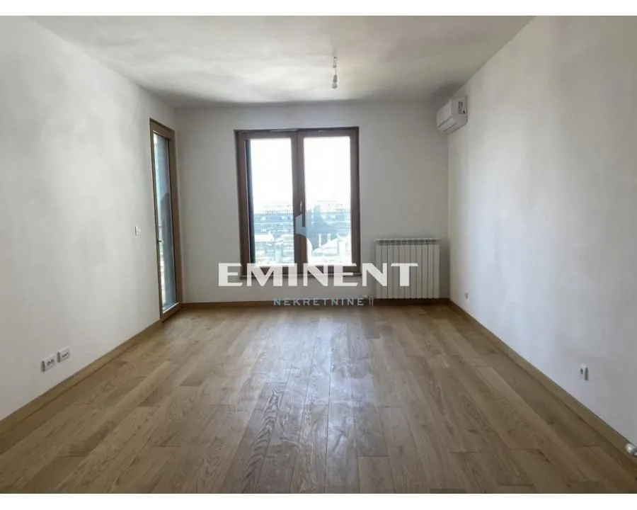 Izdavanje, trosoban stan, 78m², Novi Beograd Blok 65, Novi Beograd Sve Podlokacije