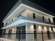 Izdavanje, poslovni prostor, 440m², Gornja Gorica, Podgorica - image 1