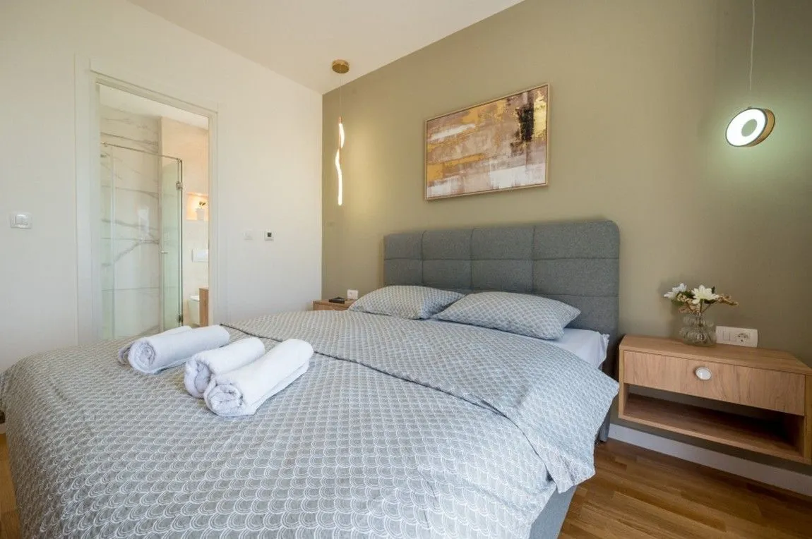 Prodaja, kuća, 250m², Mrčevac, Tivat