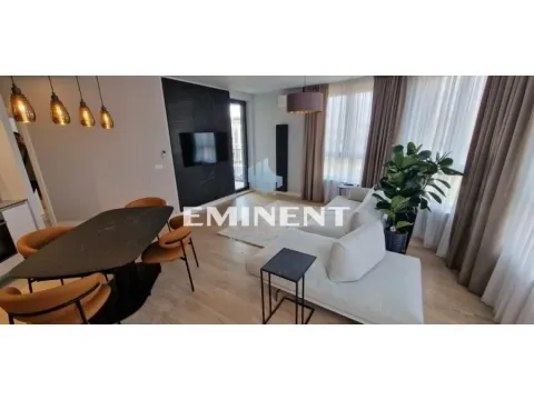 Prodaja, trosoban stan, 90m², Savski Venac, Beograd - image 1