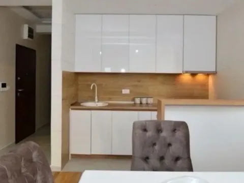 Prodaja, dvosoban stan, 69m², Centar, Tivat - image 6