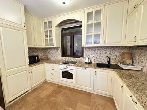 Sale, house, 183m², Zagrađe, Bar - image 8