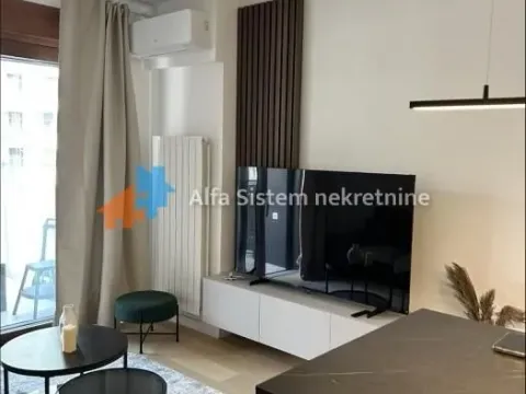 Stan in Novi Beograd Blok 64