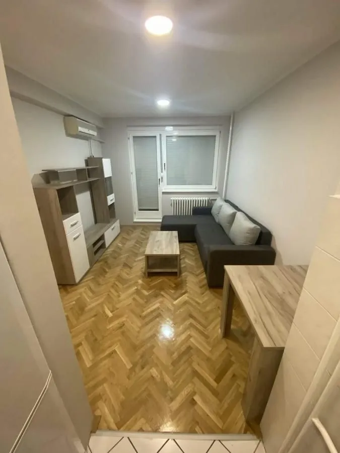 Izdavanje, jednosoban stan, 37m², Podbara, Novi Sad Sve Podlokacije