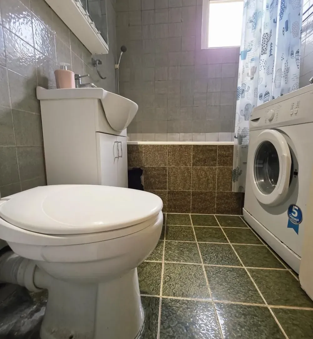 Sale, three bedroom apartment, 79m², Banjica, Voždovac Sve Podlokacije