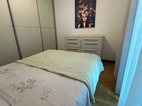 Izdavanje, dvosoban stan, 82m², Centar, Budva - image 5