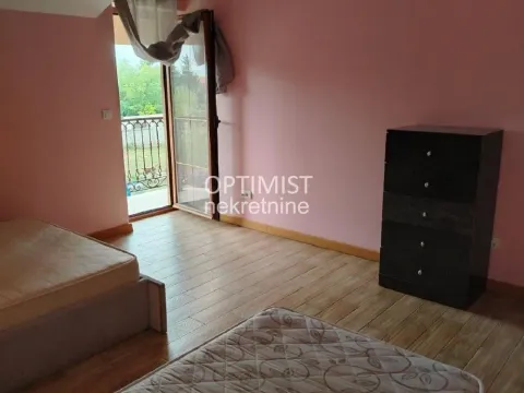 Izdavanje, četvorosoban stan, 220m², Surčin, Beograd - image 7