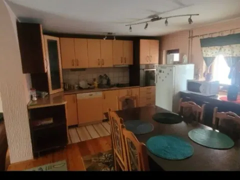 Sale, house, 200m², Adice, Novi Sad Sve Podlokacije - image 11