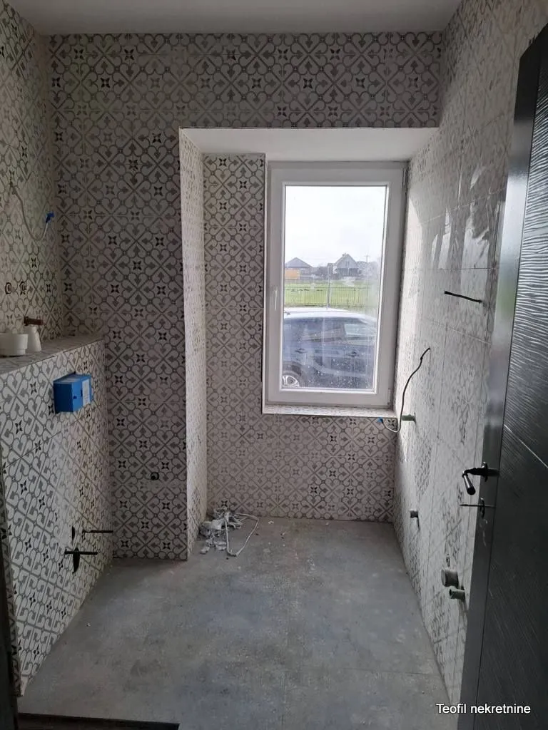 Sale, house, 200m², Karlovčić, Pećinci
