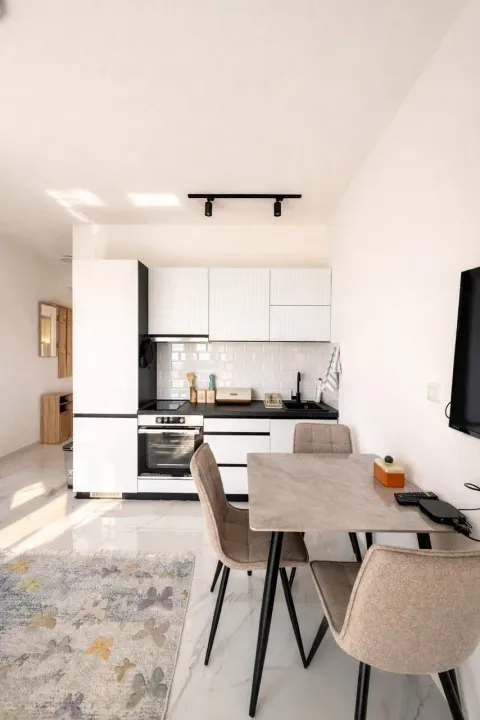 Rent, one bedroom apartment, 45m², Zeleni Pojas, Bar