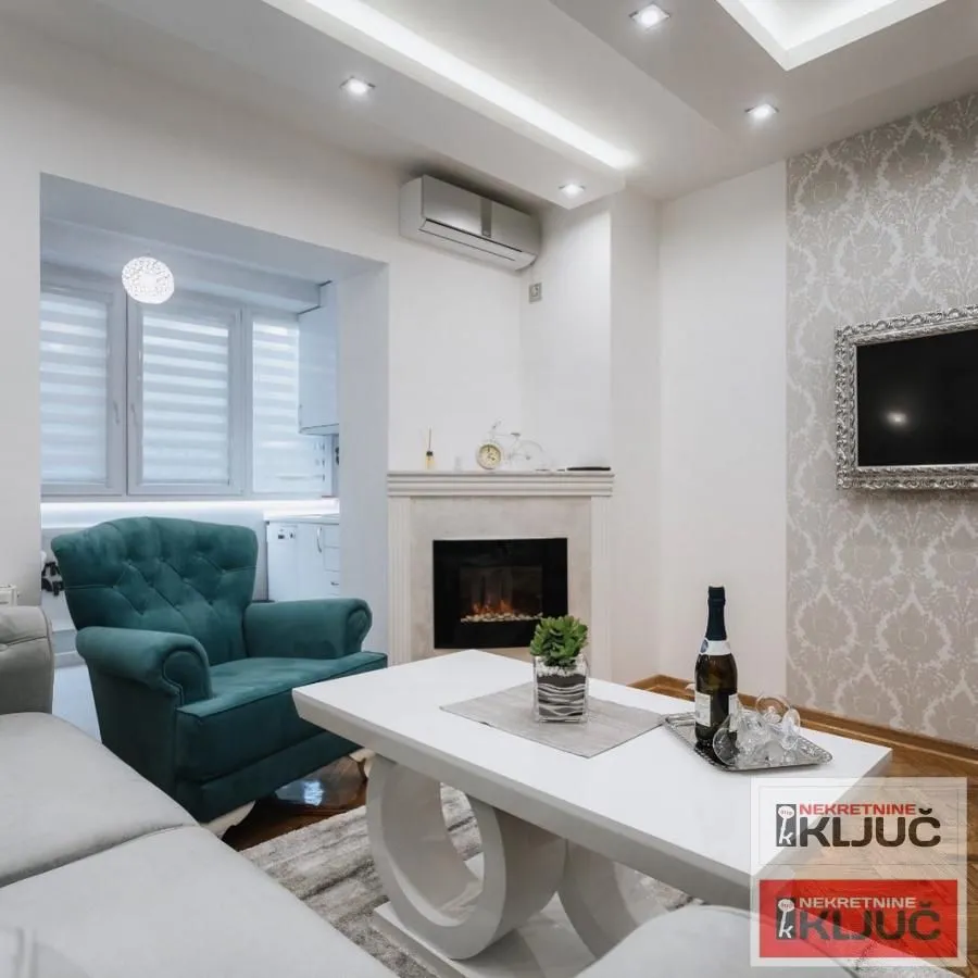 Prodaja, jednosoban stan, 38m², Centar, Novi Sad