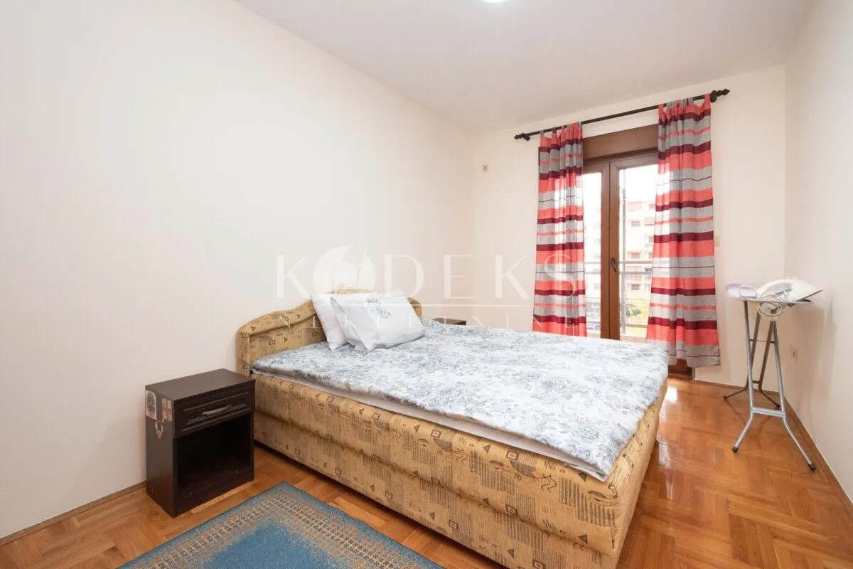 Rent, two bedroom apartment, 69m², Stari Aerodrom, Podgorica