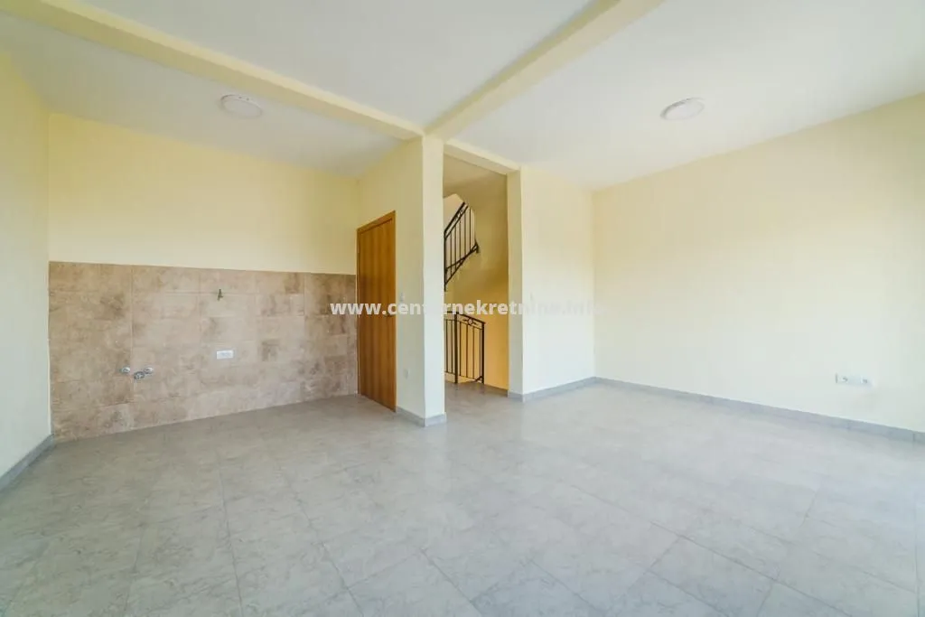 Sale, house, 195m², Utjeha, Bar
