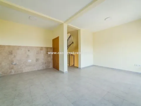 Prodaja, kuća, 195m², Utjeha, Bar - image 6