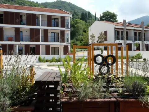 Sale, studio apartment, 36m², Donja Lastva, Tivat - image 3