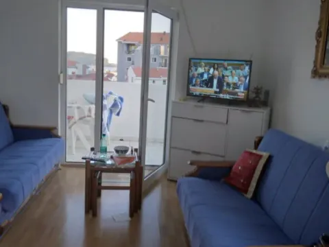 Sale, one bedroom apartment, 52m², Lazi, Budva - image 1