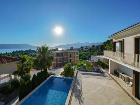 Prodaja, kuća, 285m², Tivat, Crna Gora - image 7